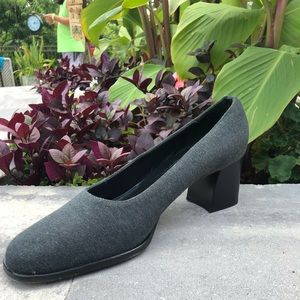 Thick heel work shoes *made in Italy*
